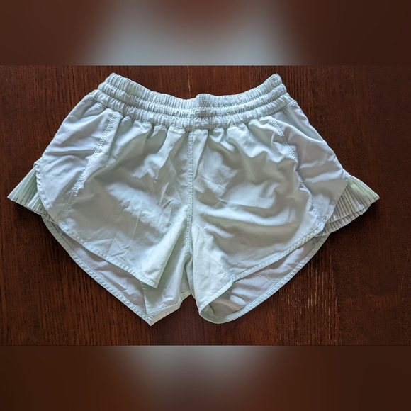 lululemon athletica Pants - Hotty hot pleated, light mint coloured shorts. Size 4